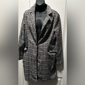 Long blazer perfect for winter